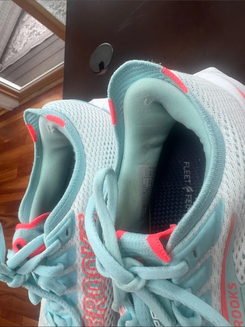 Brooks Hyperion 3 Women's 10.5 Running Shoes White/Pink Clay/Atomizer